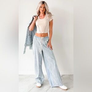 Boutique Franklin Striped Drawstring Wide
Leg Jeans, Various Sizes NWT